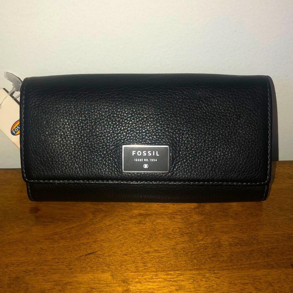 BRAND NEW FOSSIL DAWSON BLACK FLAP CLUTCH